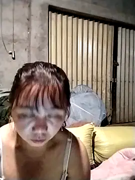 Snapshot of be-yeu chatting on 11-09-25, 12:25 be-yeu online show from 11-09-25, 12:25