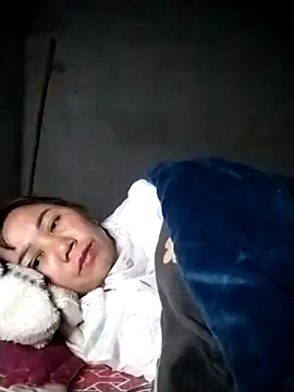 Snapshot of be-yeu chatting on 11-17-25, 01:50 be-yeu online show from 11-17-25, 01:50