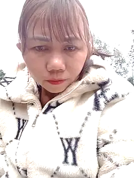 Snapshot of be-yeu chatting on 11-20-25, 03:07 be-yeu online show from 11-20-25, 03:07