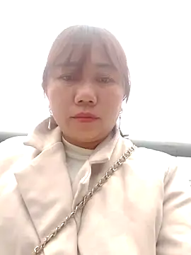 Snapshot of be-yeu chatting on 11-22-25, 12:31 be-yeu online show from 11-22-25, 12:31