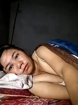 Snapshot of be-yeu chatting on 11-24-25, 08:52 be-yeu online show from 11-24-25, 08:52