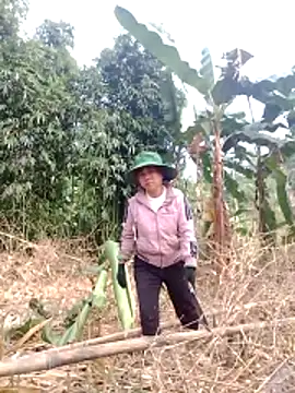 Snapshot of be-yeu chatting on 12-02-25, 01:44 be-yeu online show from 12-02-25, 01:44