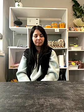 Snapshot of AmandaMartinezz chatting on 11-24-25, 12:16 AmandaMartinezz online show from 11-24-25, 12:16