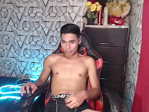 Snapshot of mrsexyteens chatting on 11-15-25, 09:28 mrsexyteens online show from 11-15-25, 09:28