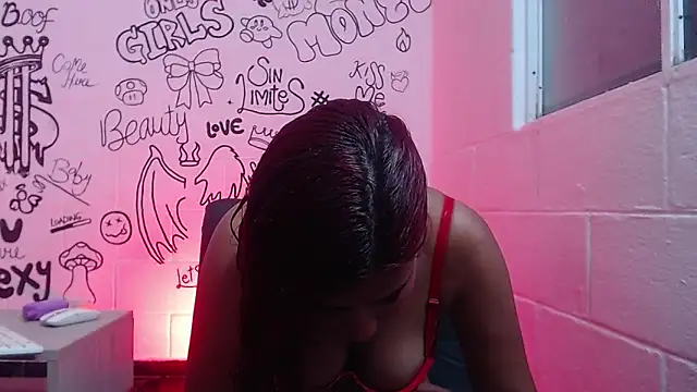 Snapshot of redmisha chatting on 11-25-25, 11:38 redmisha online show from 11-25-25, 11:38