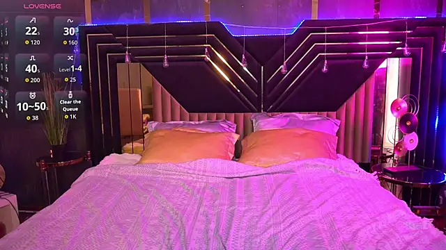 VelvetLuck online show from 03-18-26, 07:00