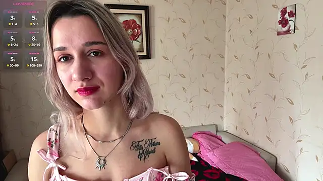 Auroragin online show from 11-29-25, 09:12