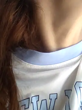 Xeena  online show from 11-25-25, 02:39