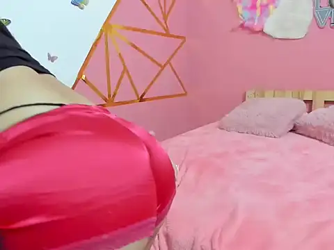 Scarlet 27 online show from 11-17-25, 08:25