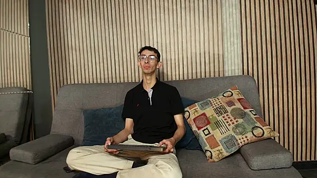 ZyroNight online show from 11-13-25, 11:25