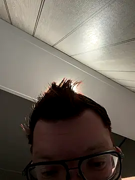 Mr-Red1997 online show from 11-05-25, 01:05