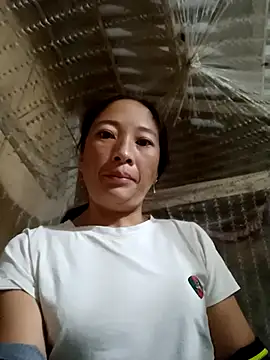 oanh-oanhbay online show from 11-21-25, 10:08