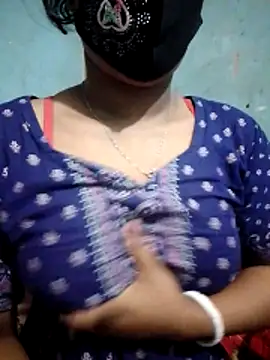 Hot8g online show from 11-11-25, 02:44