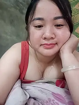 Bee-bgolden online show from 11-17-25, 01:55