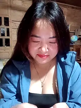 Bee-bgolden online show from 12-03-25, 03:32