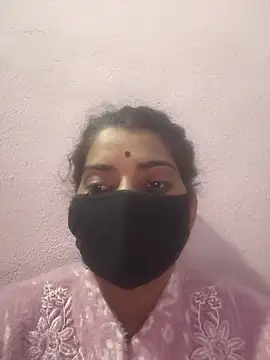 Tamanna hot online show from 11-19-25, 06:35