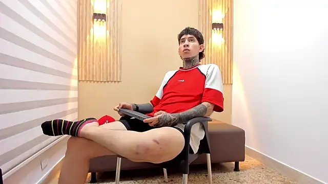 DANTE ARMSTRONG online show from 11-12-25, 03:51