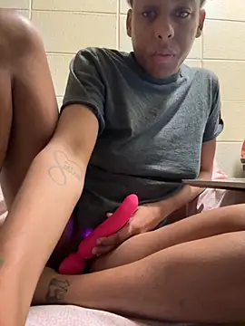 Snapshot of softgirlmedusa chatting on 11-21-25, 11:20 softgirlmedusa online show from 11-21-25, 11:20