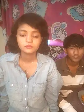 Freakingromance online show from 02-25-26, 12:04