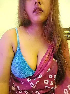 LoveLy-Soneya online show from 12-19-25, 02:02