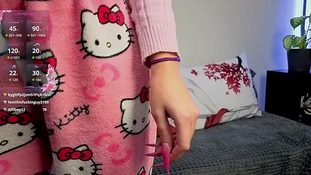 violetwluv online show from 11-20-25, 06:40