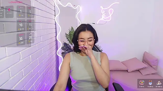 Snapshot of PEACHY_TAY chatting on 12-05-25, 11:41 PEACHY TAY online show from 12-05-25, 11:41