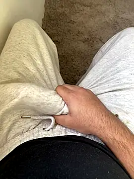 Snapshot of MorenoVelvet chatting on 12-18-25, 11:38 MorenoVelvet online show from 12-18-25, 11:38