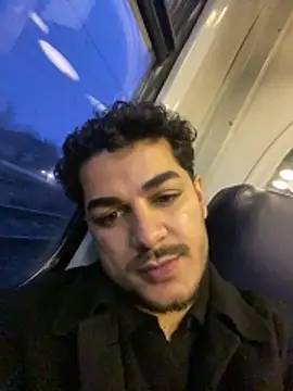 Snapshot of MorenoVelvet chatting on 12-20-25, 02:57 MorenoVelvet online show from 12-20-25, 02:57