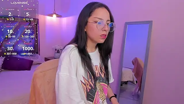 Kittyy patitas suaves online show from 12-14-25, 02:39