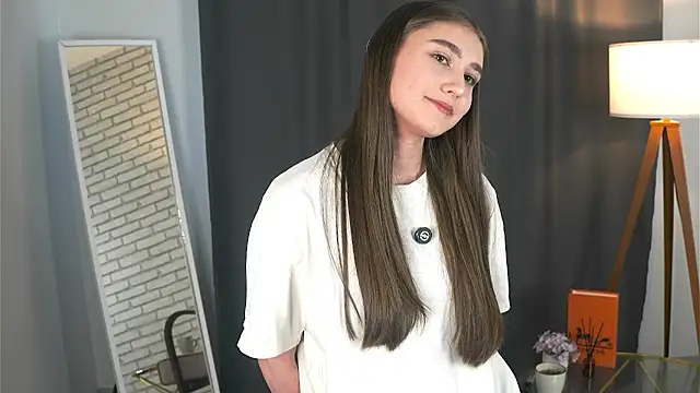 Snapshot of AriannaSemke chatting on 11-06-25, 04:02 AriannaSemke online show from 11-06-25, 04:02