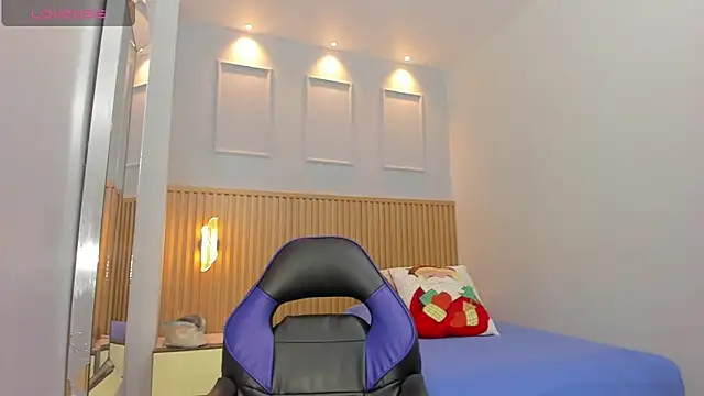 CAMI BUKELE3 online show from 12-03-25, 07:56