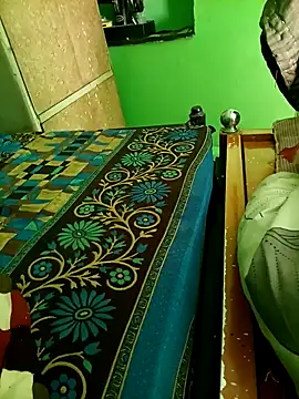 Hot neasi online show from 11-23-25, 03:17