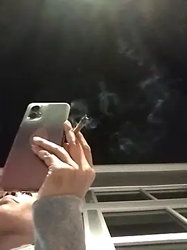 Snapshot of SITHANDRAH chatting on 03-10-26, 01:10 SITHANDRAH online show from 03-10-26, 01:10