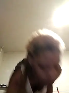 Snapshot of SITHANDRAH chatting on 03-23-26, 09:57 SITHANDRAH online show from 03-23-26, 09:57