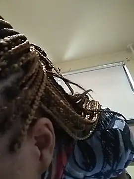 Snapshot of SITHANDRAH chatting on 04-02-26, 01:53 SITHANDRAH online show from 04-02-26, 01:53