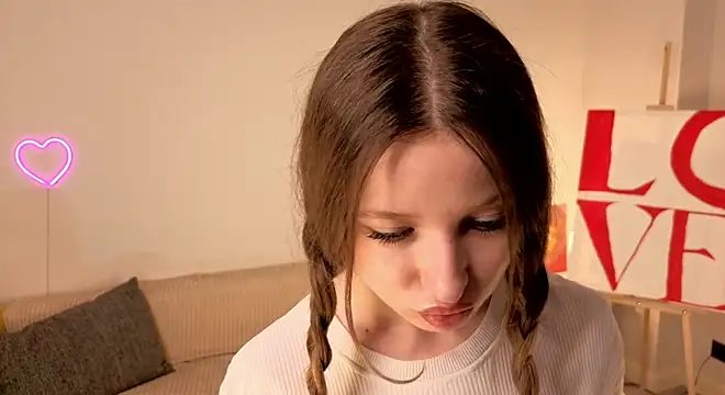 Snapshot of eirakiliana chatting on 11-07-25, 08:03 eirakiliana online show from 11-07-25, 08:03