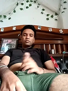 Snapshot of littleprincesssss chatting on 11-20-25, 09:42 littleprincesssss online show from 11-20-25, 09:42