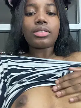 Snapshot of _annia chatting on 11-12-25, 12:00 annia online show from 11-12-25, 12:00