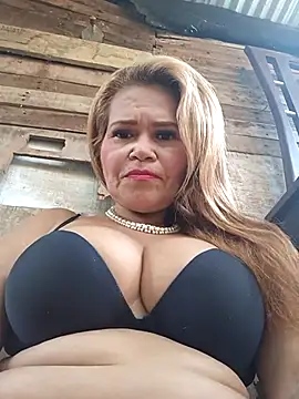 Snapshot of dirty_mother3 chatting on 02-12-26, 04:46 dirty mother3 online show from 02-12-26, 04:46