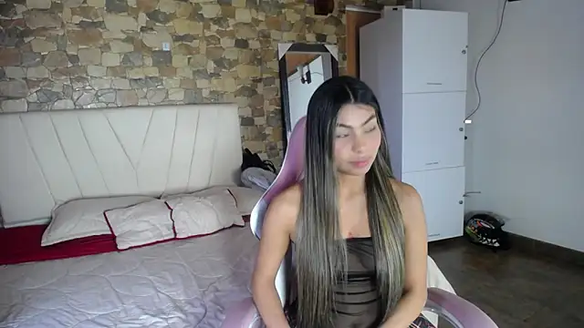 Snapshot of Katara_top_01 chatting on 11-07-25, 08:31 Katara top 01 online show from 11-07-25, 08:31