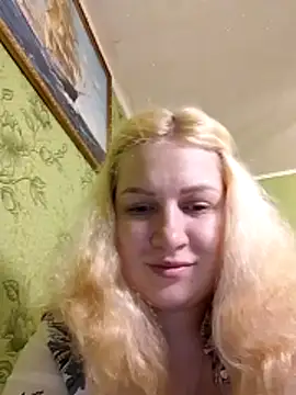 Snapshot of Steshaa chatting on 11-07-25, 05:13 Steshaa online show from 11-07-25, 05:13