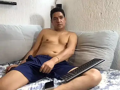 yayo 33 online show from 04-15-26, 08:09