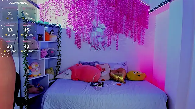 Snapshot of _hanna_sky chatting on 02-26-26, 06:18 hanna sky online show from 02-26-26, 06:18