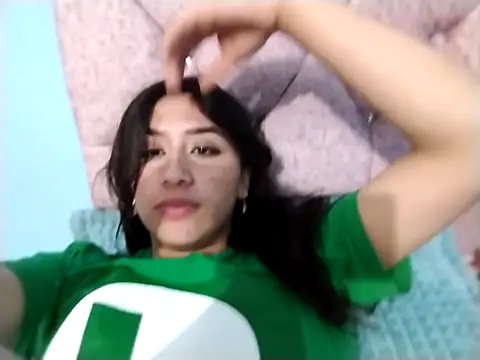 madeline lx online show from 11-14-25, 12:42