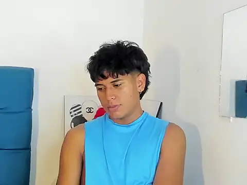 Snapshot of Valentino_Lane chatting on 02-03-26, 05:49 Valentino Lane online show from 02-03-26, 05:49