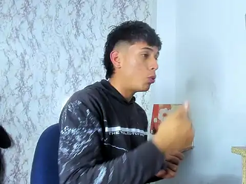 Snapshot of Valentino_Lane chatting on 02-19-26, 03:35 Valentino Lane online show from 02-19-26, 03:35