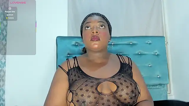 Tamaramilleer online show from 11-27-25, 03:03