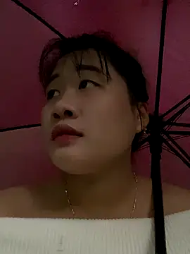 Lucia-a online show from 11-18-25, 09:58