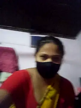 hot-amrutaa online show from 11-07-25, 04:40