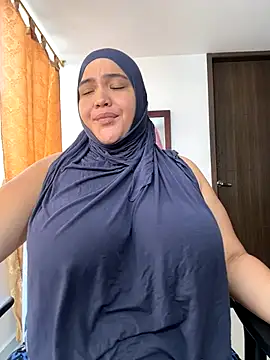 sweetmuslim01 online show from 11-13-25, 04:28